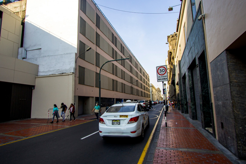 MML insta a conductores autorizados a respetar los límites de velocidad