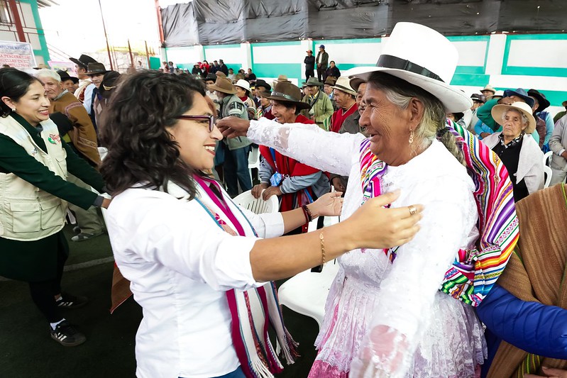 Midis inicia pago a cerca de 8 mil usuarios de Pensión 65 con “carritos pagadores” en Cusco