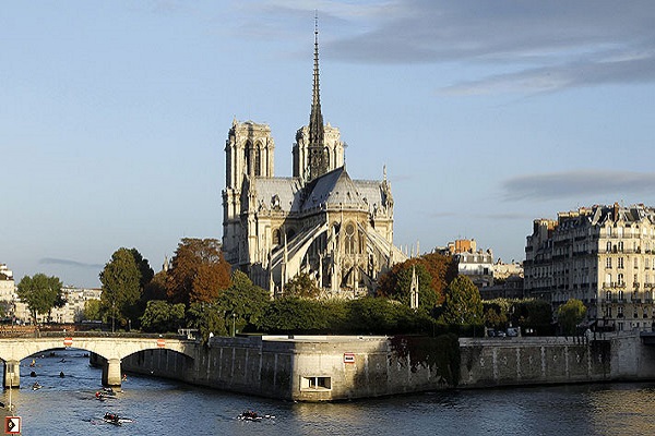 La restauración de Notre Dame genera controversia en Francia
