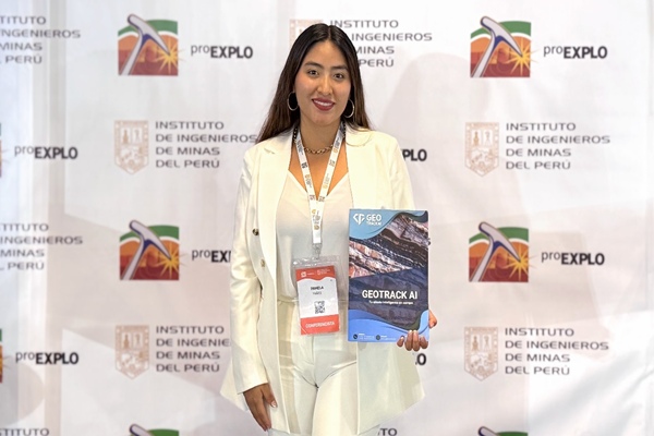 Ganadora de la Cantera del IIMP presentó proyecto innovador en proEXPLO 2025