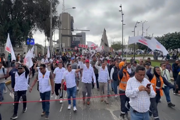 Obreros de construcción: “Capeco hace caso omiso a negociación  colectiva sobre los nuevos aumentos salariales 2026