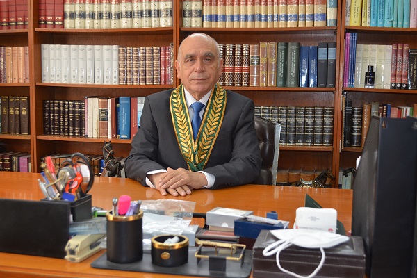 NOTARIOS SE REÚNEN CON TITULAR DE JUSTICIA