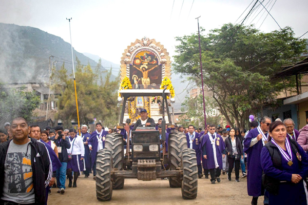 Festividad del Señor de los Milagros 2024 en Pachacámac