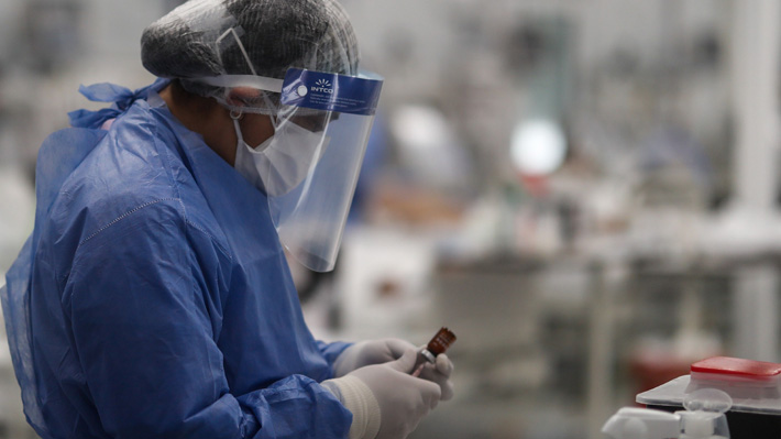 Gobierno argentino anuncia reforzamiento de medidas para prevenir nueva ola de covid-19