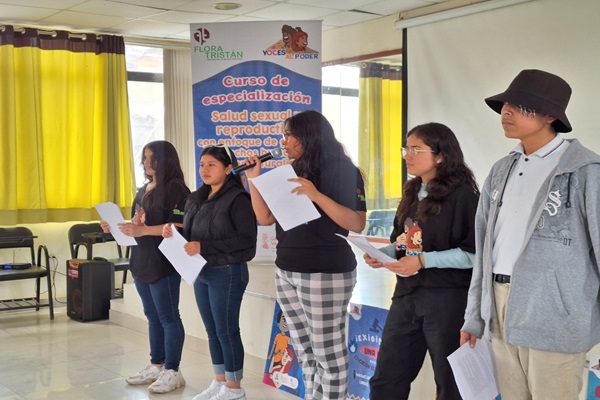 “Voces al Poder”: Adolescentes alzan la voz contra la violencia de género en Villa El Salvador