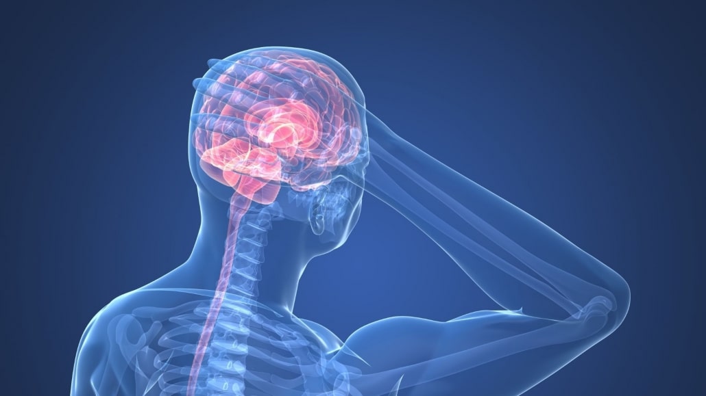 Migraña: ¿cuándo acudir al neurólogo y por qué no debes automedicarte?