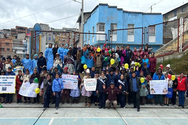 Pasco: usuarios de Pensión 65 previenen enfermedades a través de campañas de salud en Simón Bolívar y Vicco
