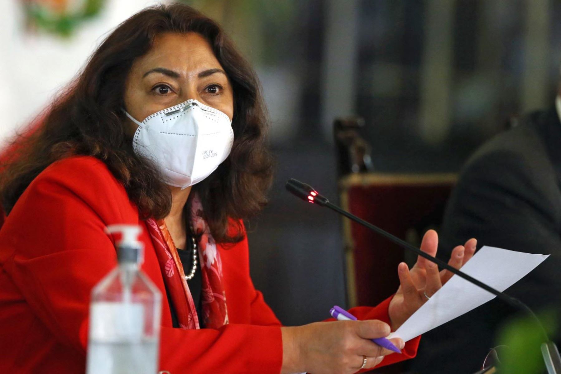 Violeta Bermúdez: vacunas llegarán al Perú el primer semestre del 2021