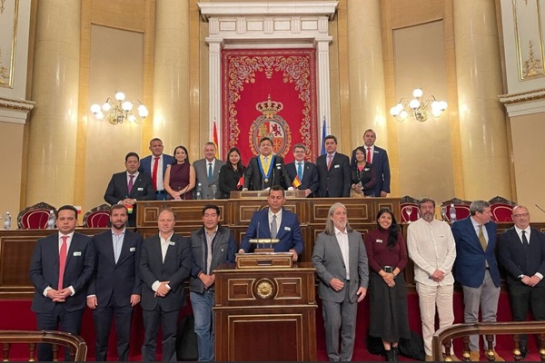 Sesiones del Parlamento Andino se realizan en España y Marruecos