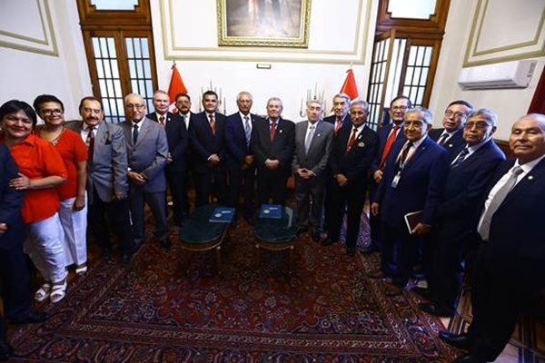 Fernando Rospigliosi : Se atenderá demandas de policías en situación de retiro