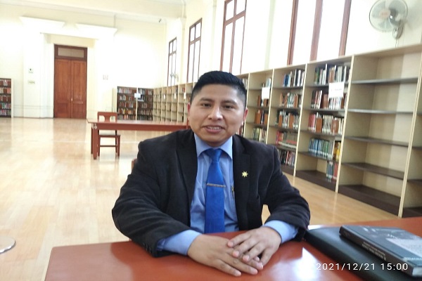 “Pedro Castillo es el Outsider del Siglo XXI”