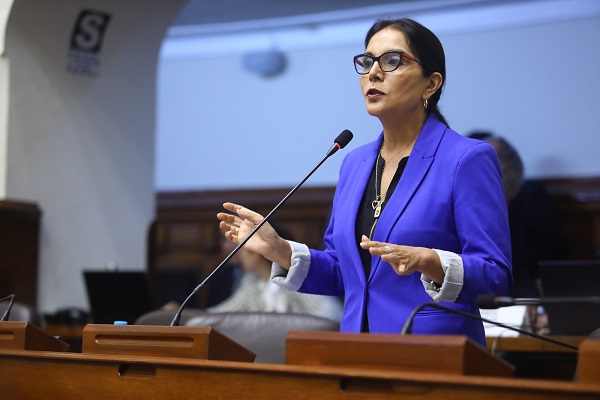 Patricia Juárez presentó proyecto de ley que busca el levantamiento del secreto bancario y de las comunicaciones del crimen organizado en periodo de flagrancia