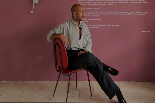 El Cuerpo Ajeno: Primera exposición individual del artista peruano Louis Pisconte en Madrid