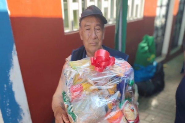 Chancay: Pensión 65 brinda acompañamiento integral y soporte emocional a adulto mayor afectado por incendio