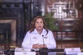 Boluarte hace llamado para que los tres poderes de Estado trabajen juntos para derrotar a la delincuencia