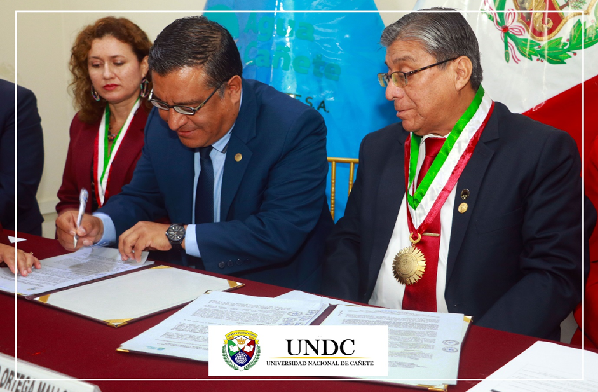 Estudiantes de la UNDC serán beneficiados gracias a la firma de convenio con la empresa Emapa Cañete
