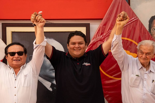 Kike Valderrama recorre El Porvenir y Virú y lanza propuestas.