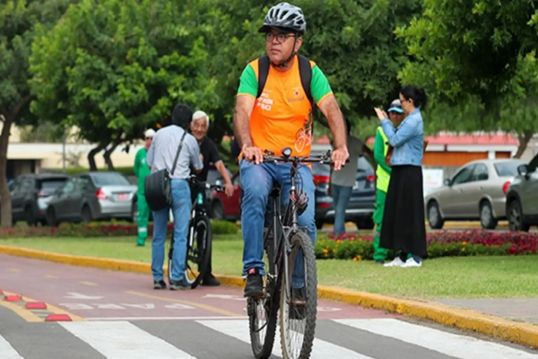 Manejar bicicleta diariamente reduce enfermedades cardiacas y mejora la calidad de vida