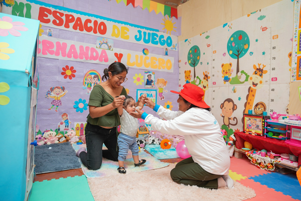 Cuna Más promueve acciones para fortalecer el vínculo afectivo con niñas y niños menores de 36 meses