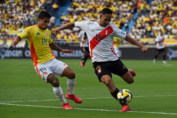 Perú rescata un punto en Barranquilla pero sigue al borde de la eliminación