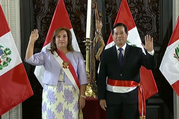 Eduardo Arana jura como nuevo presidente del Consejo de Ministros