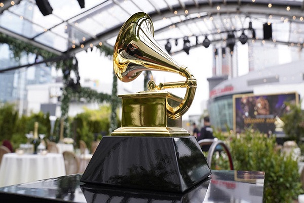 Reprograman ceremonia de los Grammy tras ser suspendida por alza de contagios: Será el próximo 3 de abril en Las Vegas