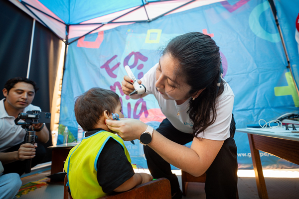 Descartan discapacidad auditiva y visual en más de 100 niños usuarios de Cuna Más