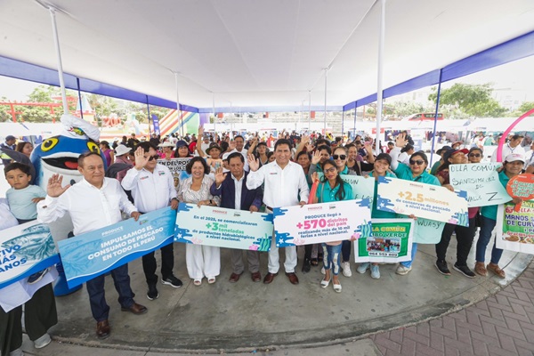 Feria “Mi pescadería” es todo un éxito en Pachacámac
