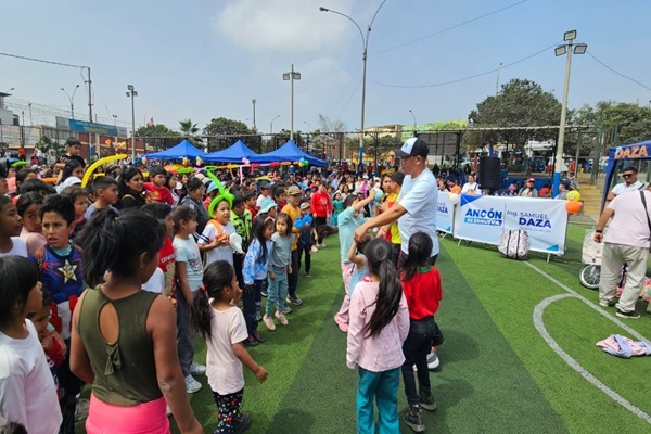 Con talleres creativos de pintura, reciclaje, lectura y diversión celebran el Día del Niño en Ancón