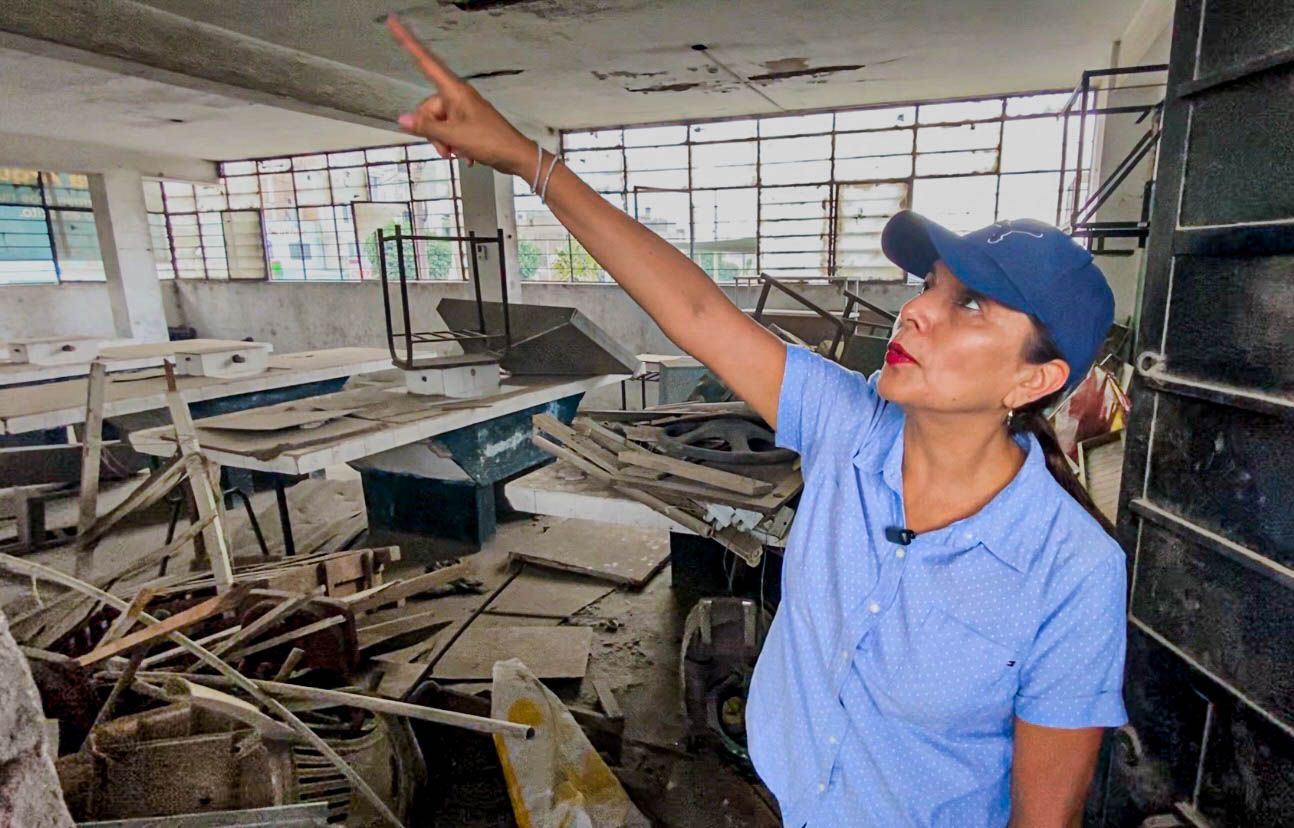 Colegio es una bomba de tiempo: Patricia Juárez comprobó el estado calamitoso de la I.E. 1211 de Santa Anita que acoge a más de 800 estudiantes
