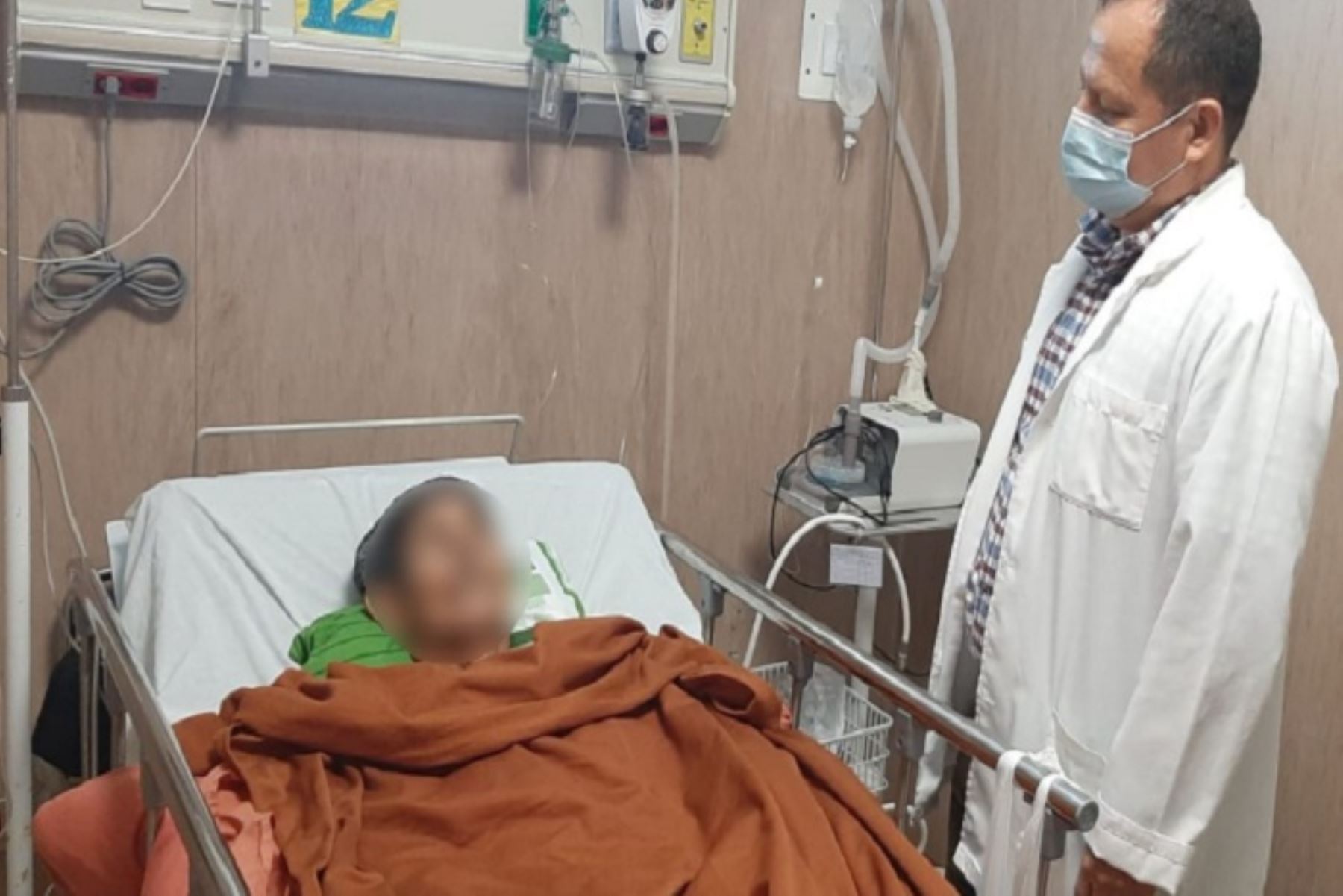 Minsa: 9,600 pacientes están hospitalizados por covid-19