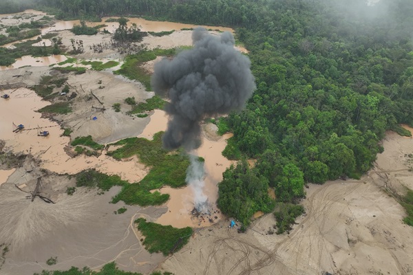 Golpe contra la minería ilegal en Madre de Dios: interdicción en el sector Azul de la Reserva Nacional Tambopata