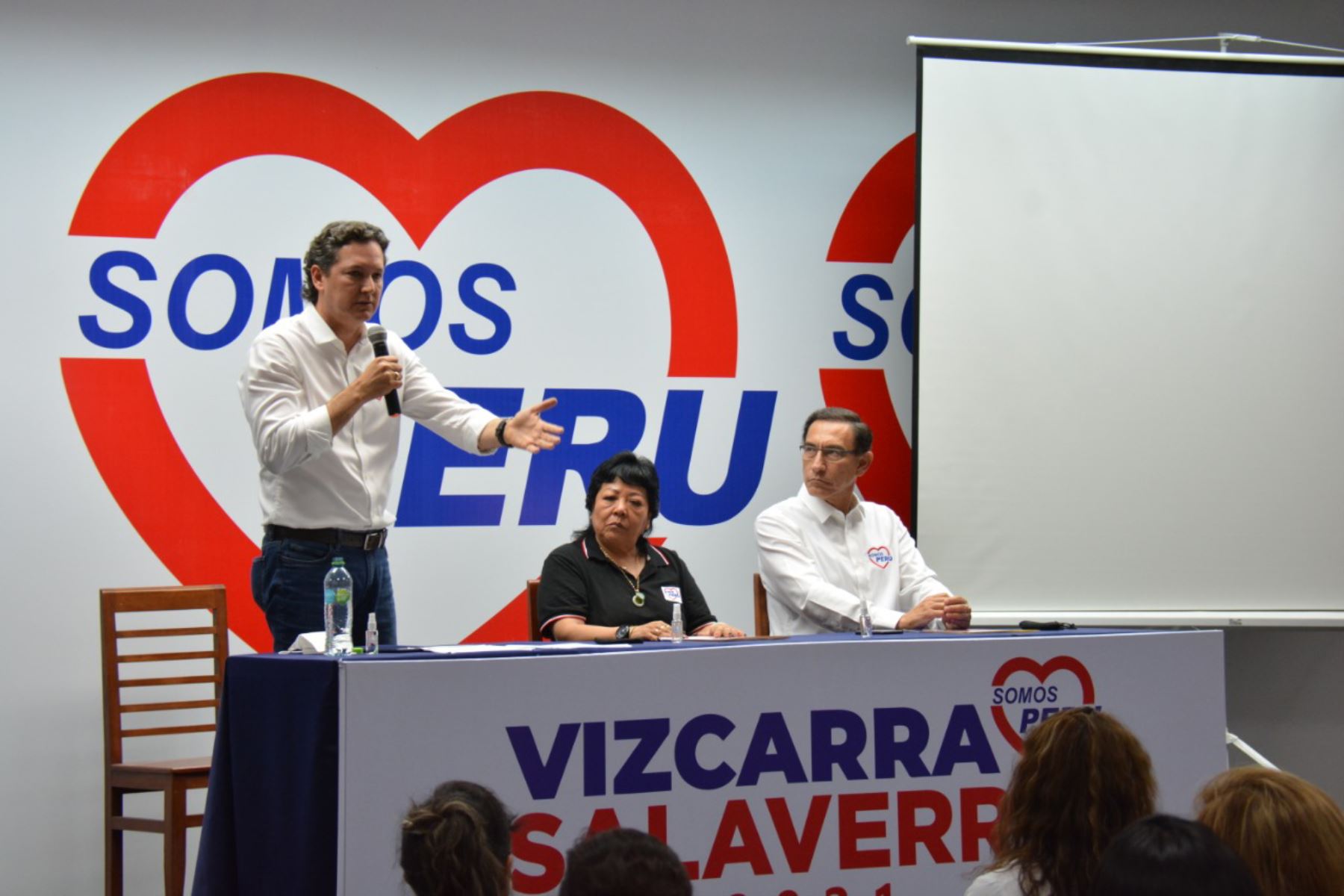 Admiten nueva tacha contra candidatura de expresidente Vizcarra