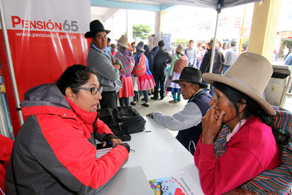 Pensión 65 recibe certificaciones de buenas prácticas en gestión pública