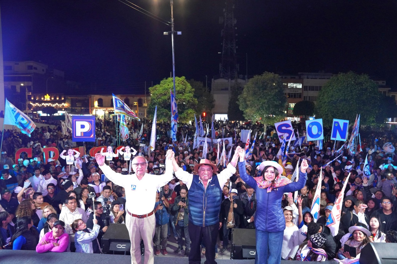 José Luna lanza su precandidatura a la Presidencia de la República