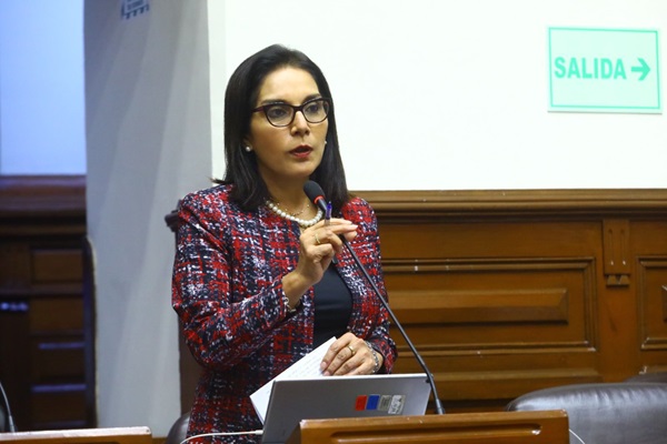 Lucha contra la criminalidad: Pleno del Congreso aprobó proyecto de ley de Patricia Juárez que sanciona y penaliza los préstamos gota a gota